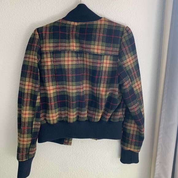 XXI Plaid Cropped Coat - Picture 2 of 3